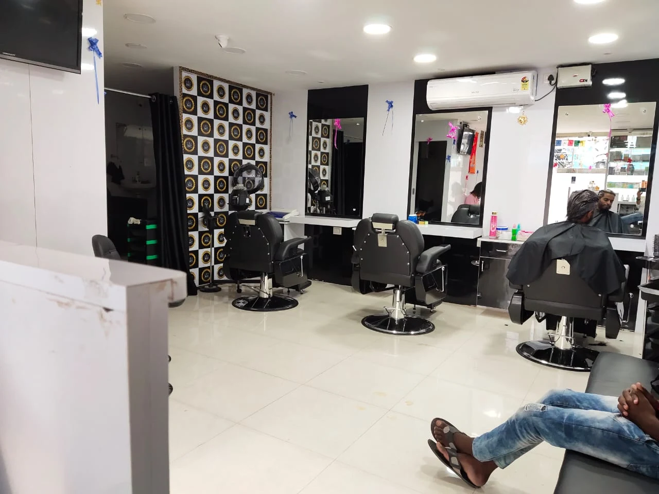 Salon Interior